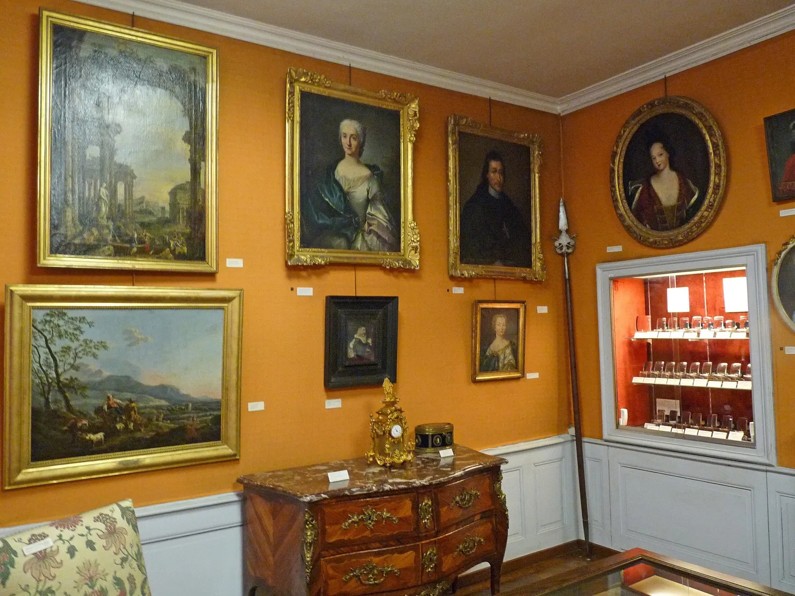 Musée Charles de Bruyères