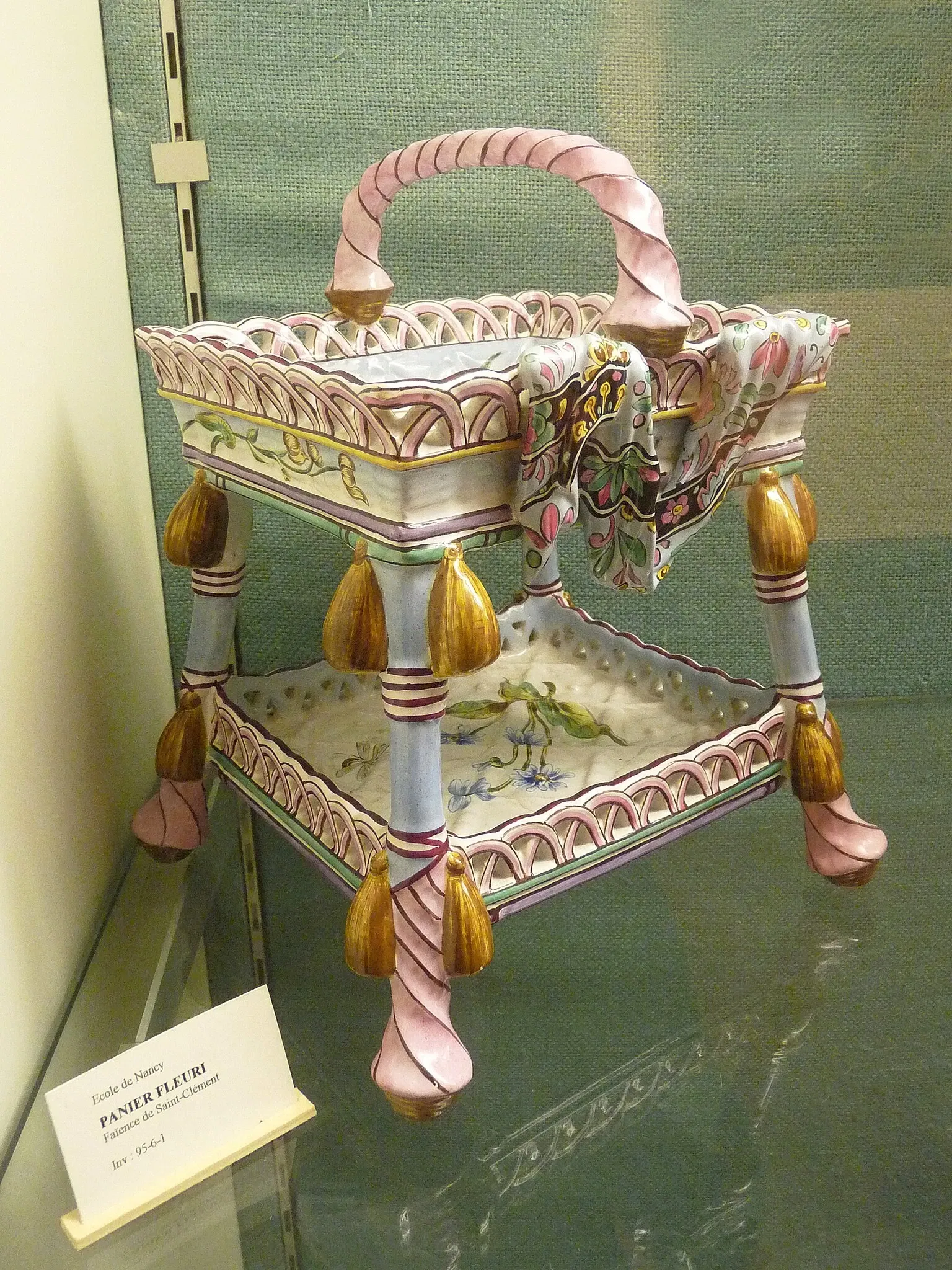 Musée Charles de Bruyères