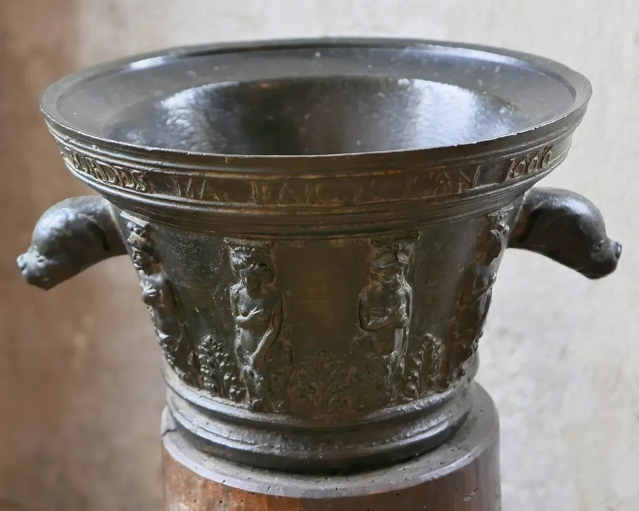 Pierre-de-Luxembourg Museum