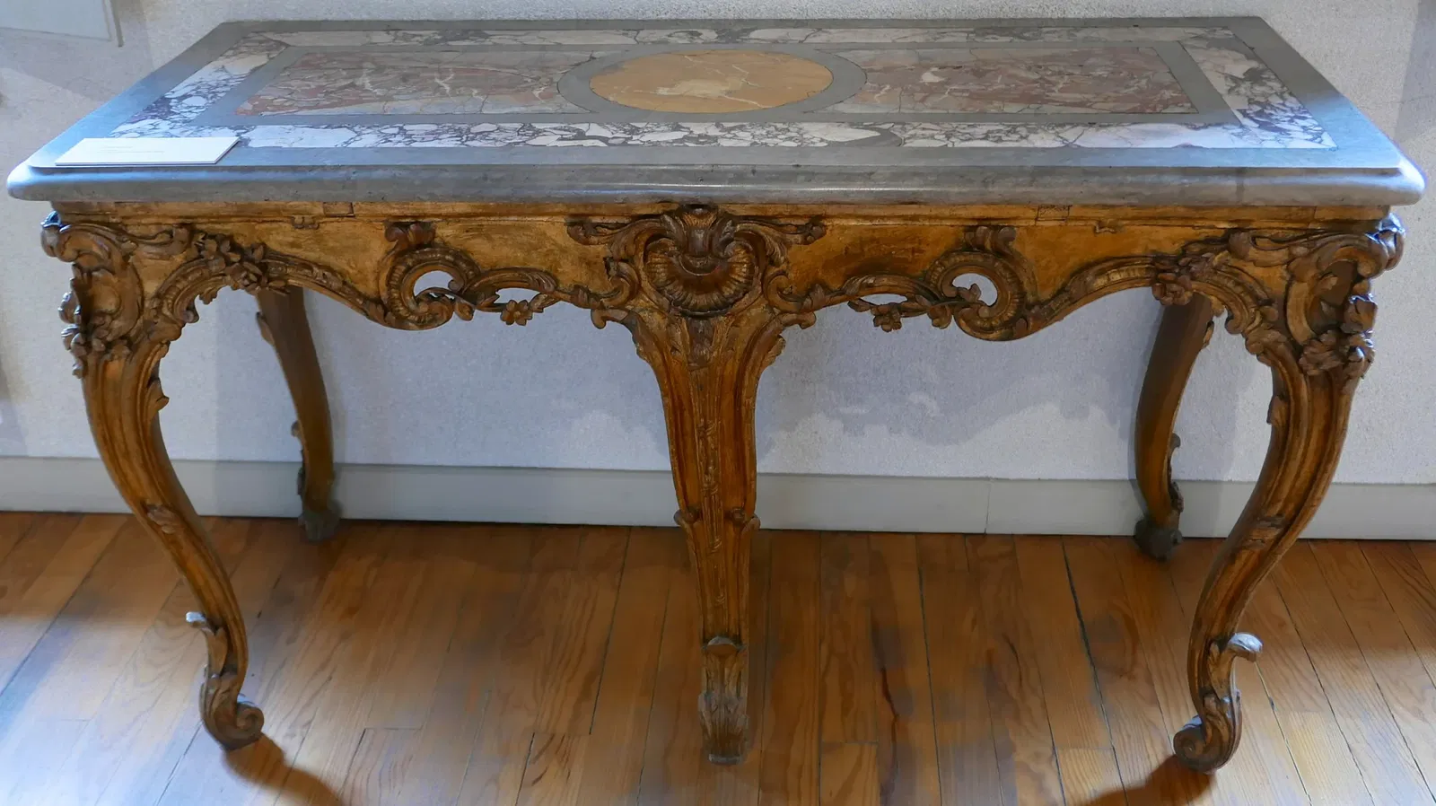 Pierre-de-Luxembourg Museum