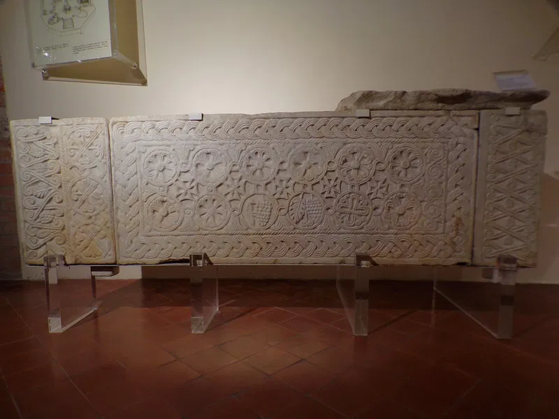Museo Diocesano e Battistero Paleocristiano (Albenga) - Información ...