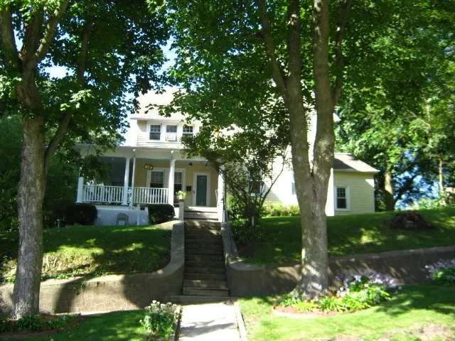 Maison James Norman Hall