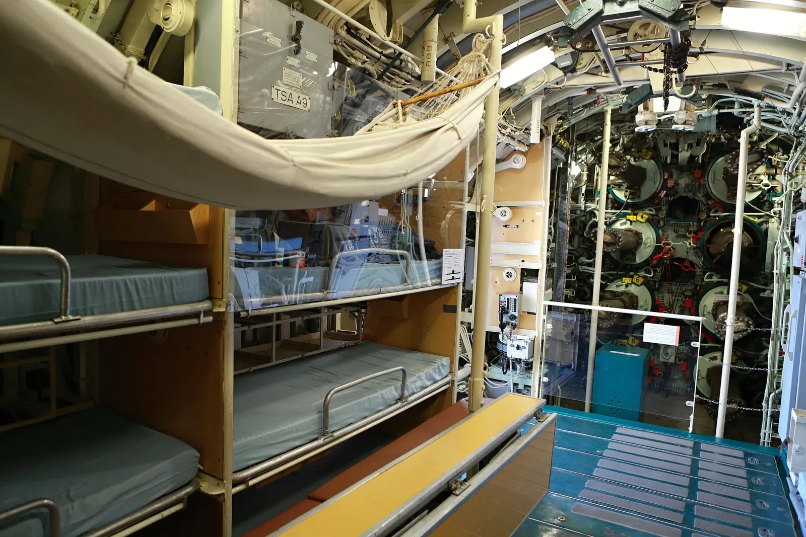 The Submarine Flore-S645 and its Museum