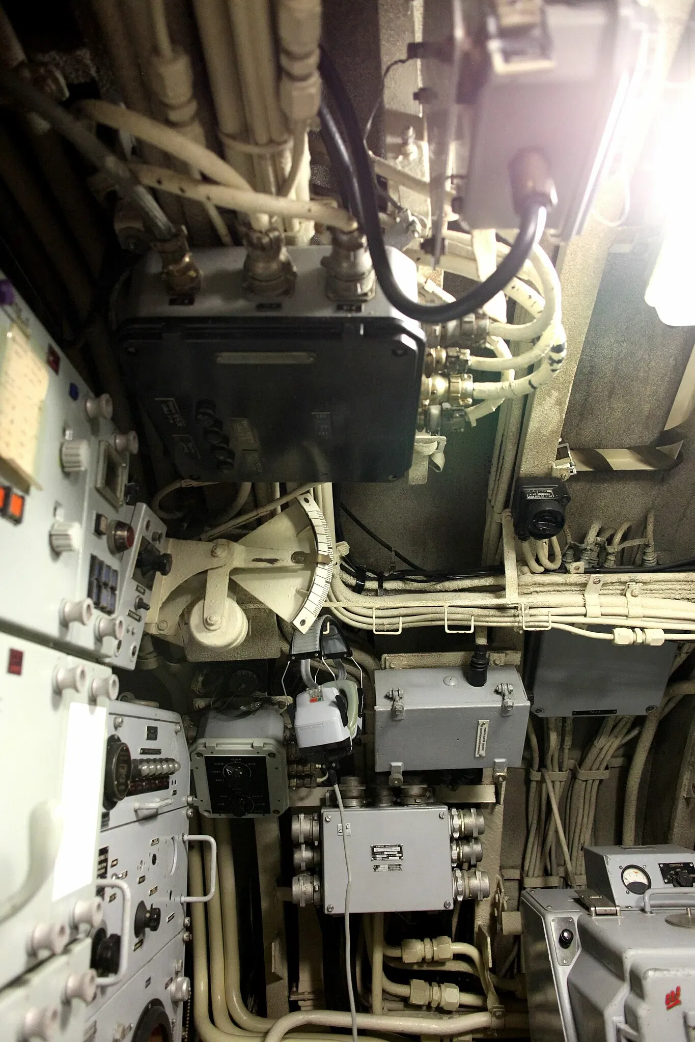 The Submarine Flore-S645 and its Museum