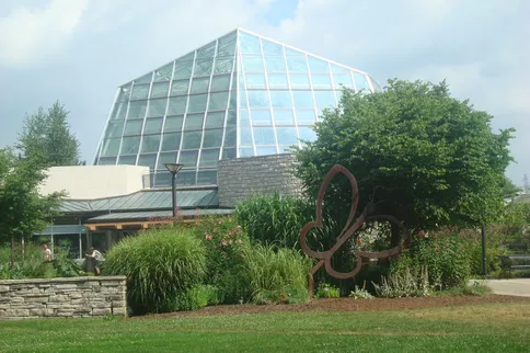 Niagara Falls Butterfly Conservatory