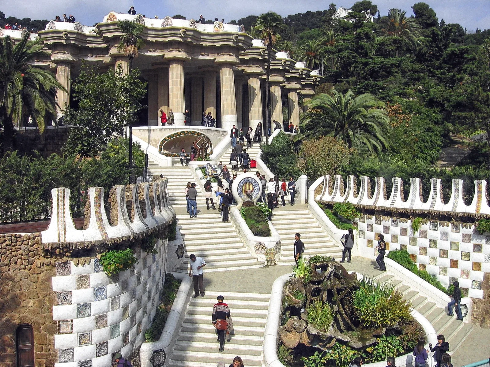 Park Güell: Gaudí's Dreamscape Above Barcelona