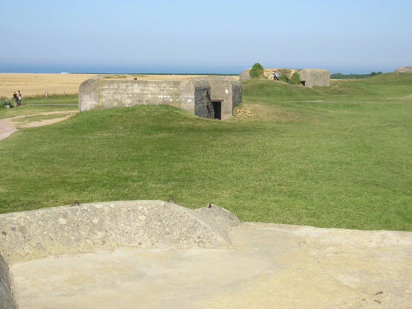 Longues-sur-Mer battery