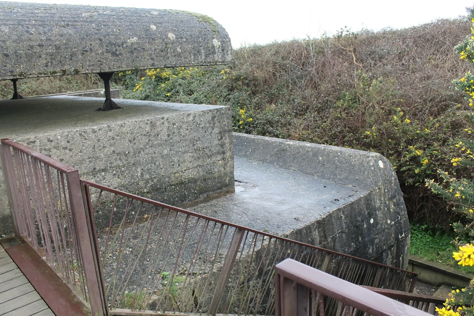 Longues-sur-Mer battery