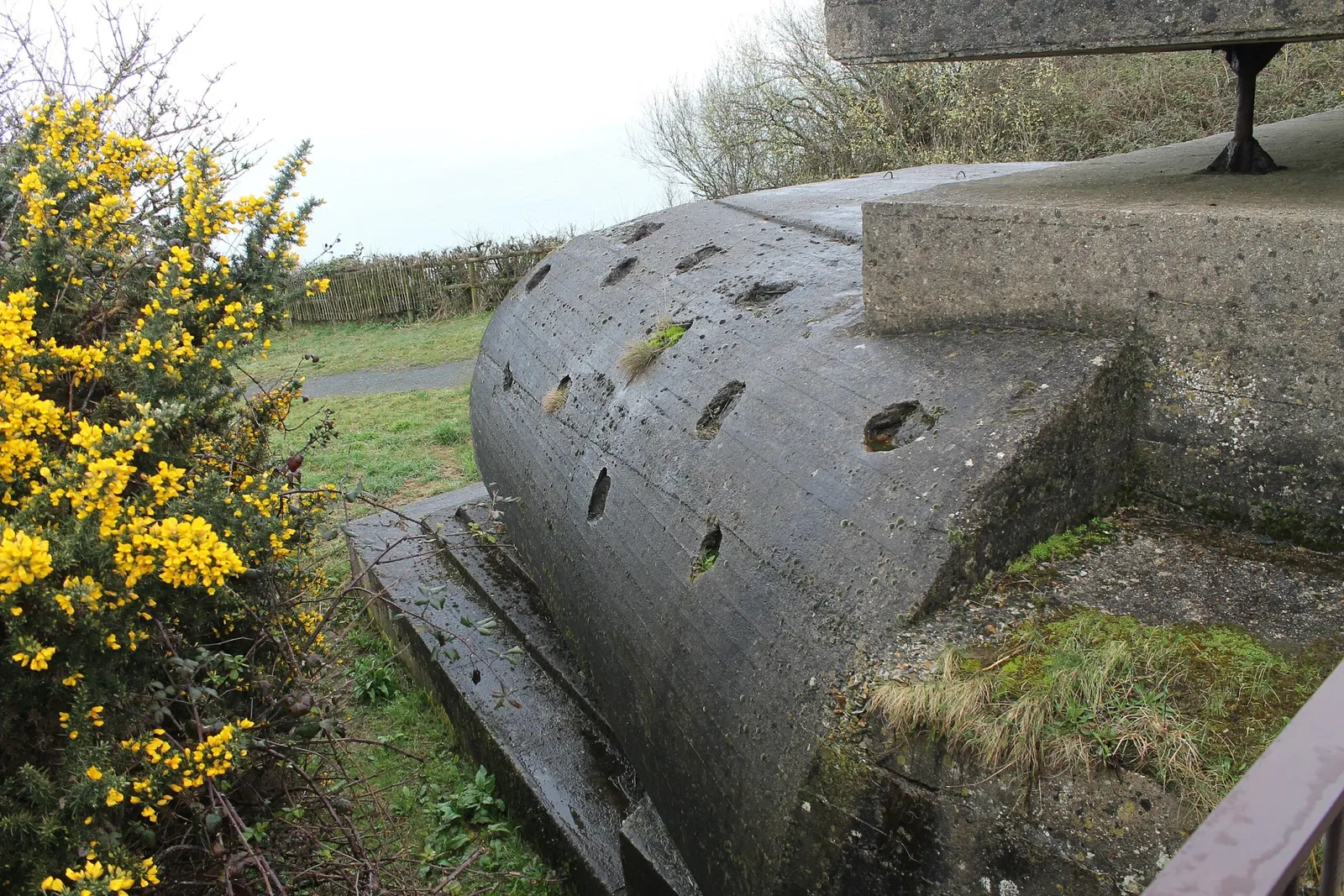 Longues-sur-Mer battery