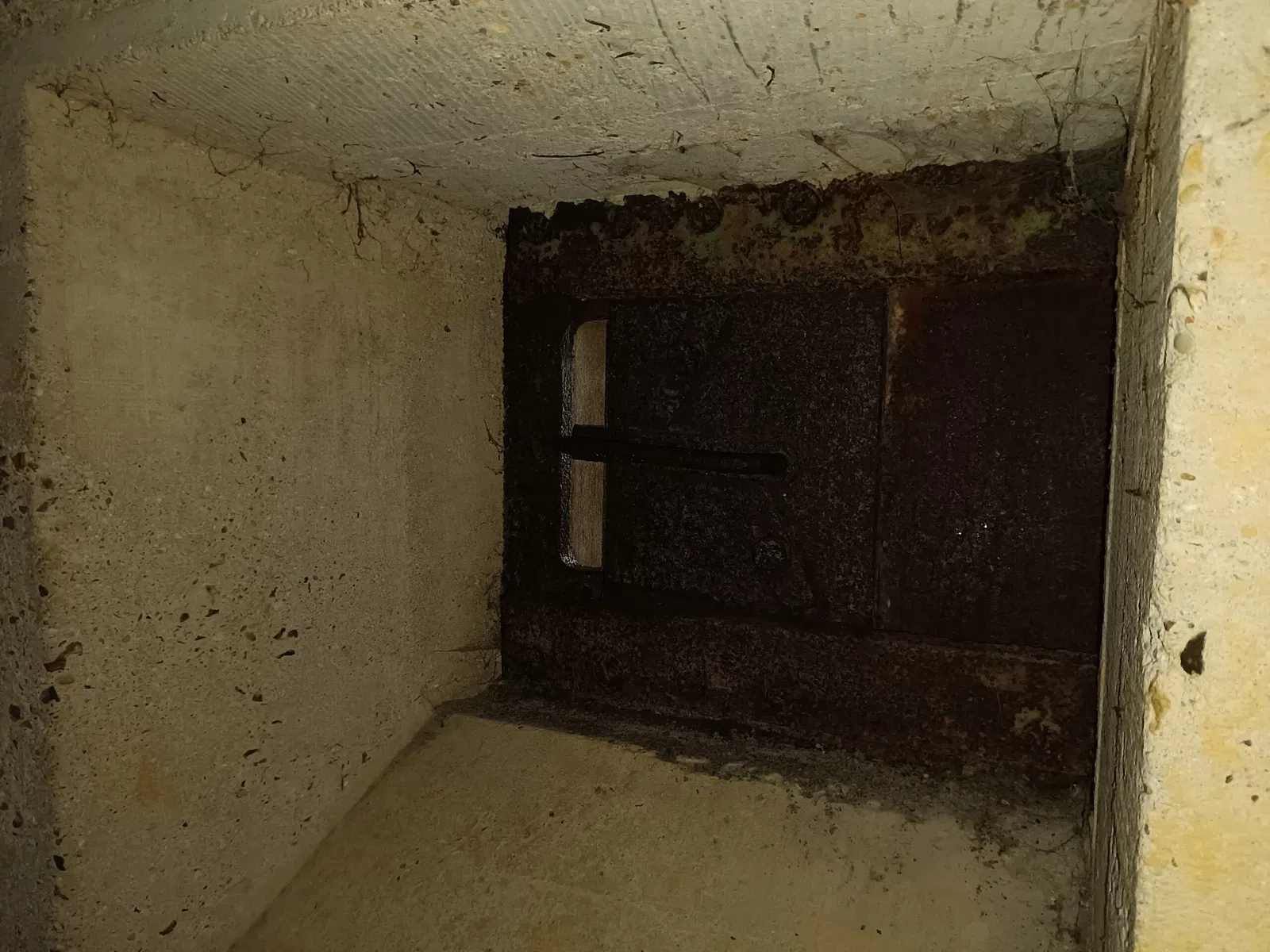 Longues-sur-Mer battery