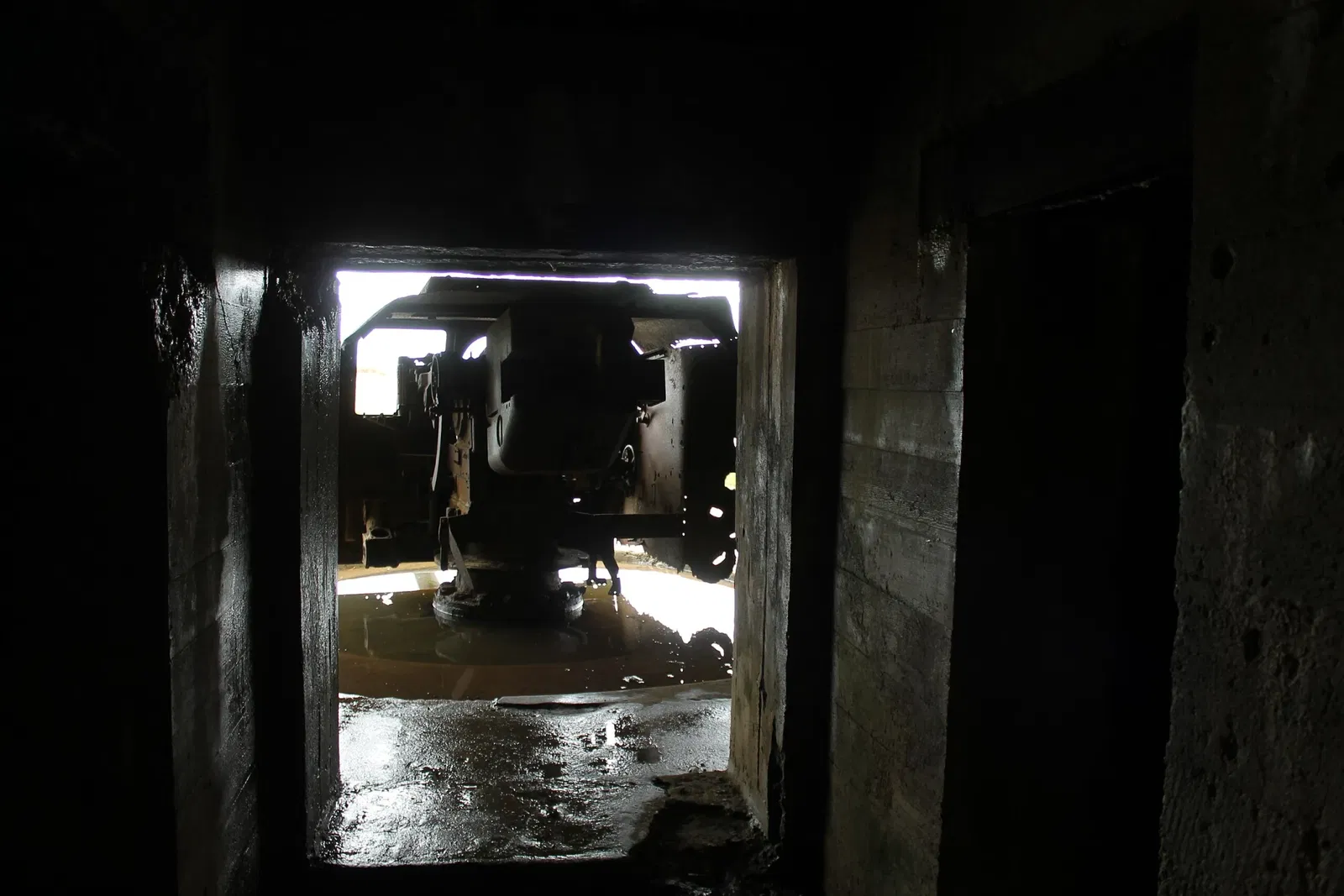 Longues-sur-Mer battery
