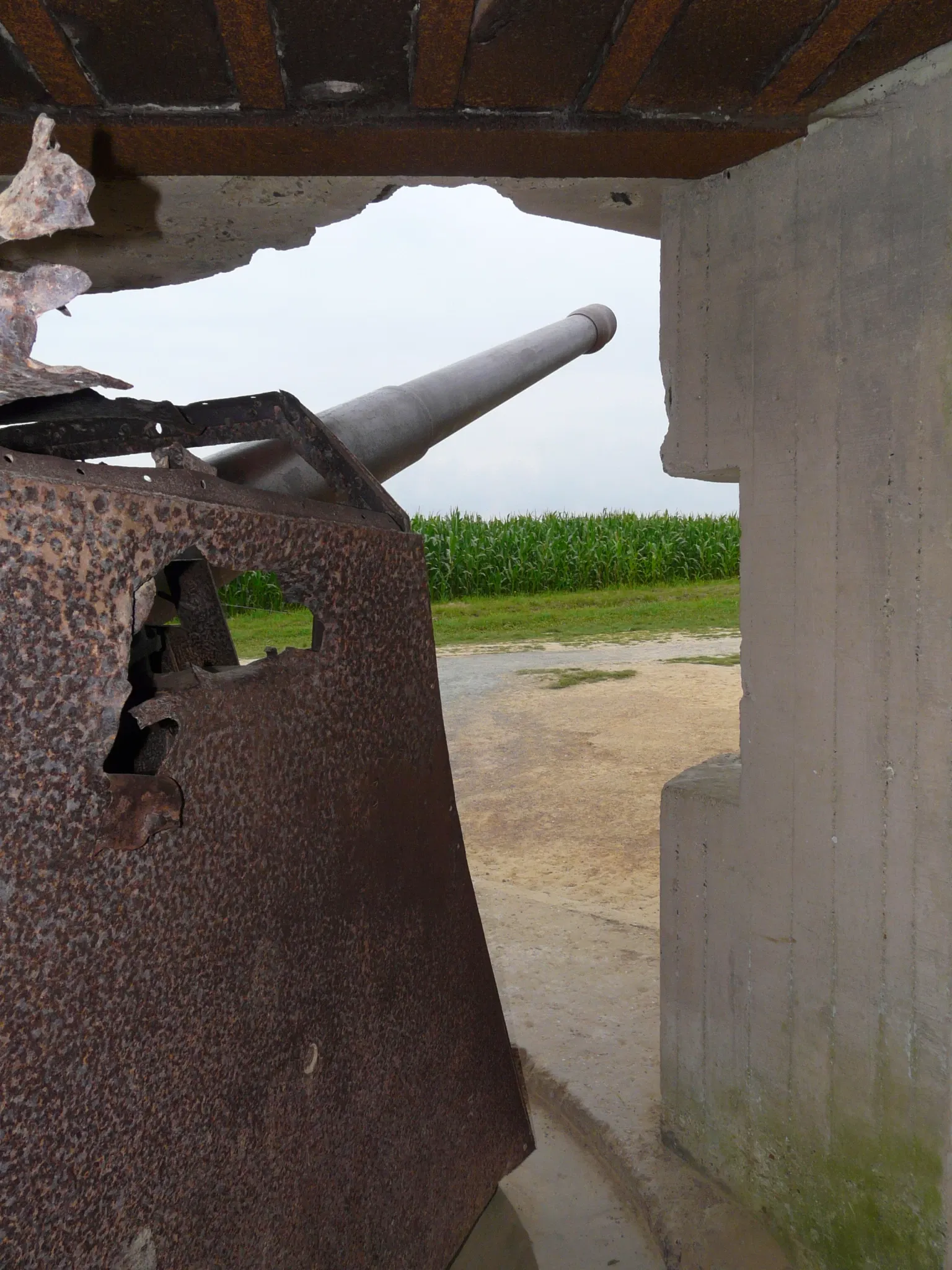 Longues-sur-Mer battery