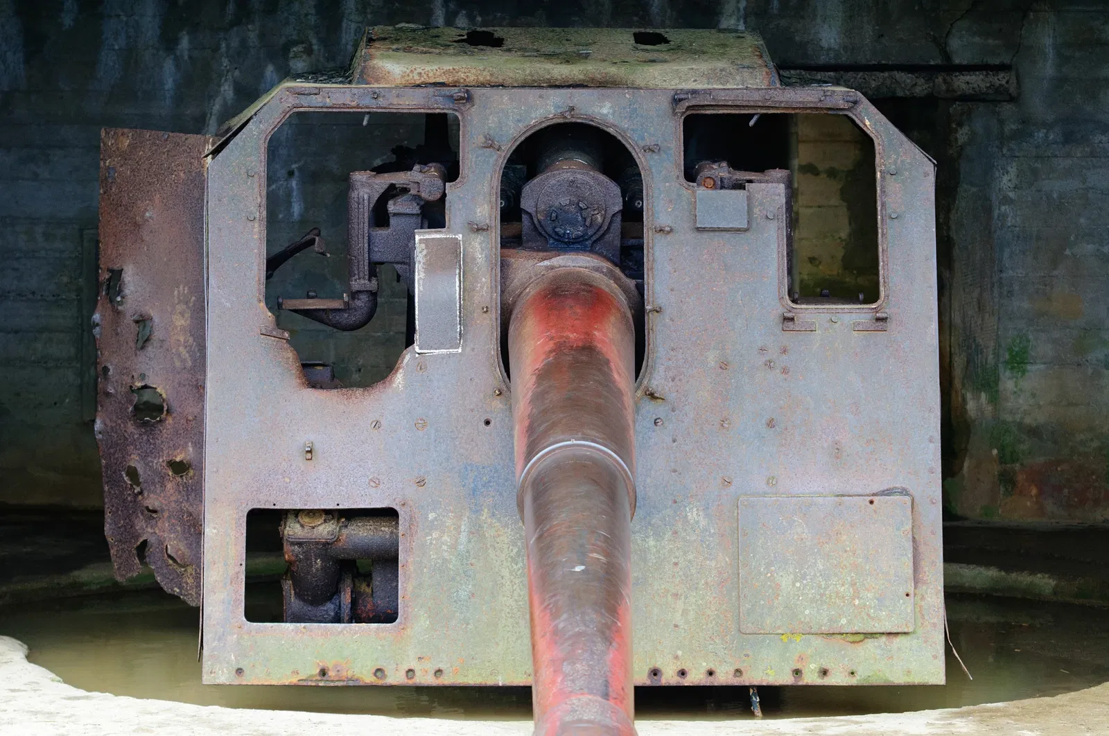 Longues-sur-Mer battery