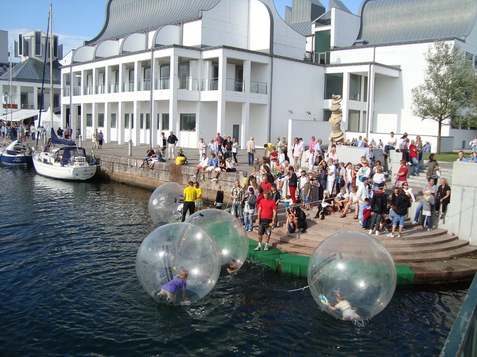 Dunker Culture House