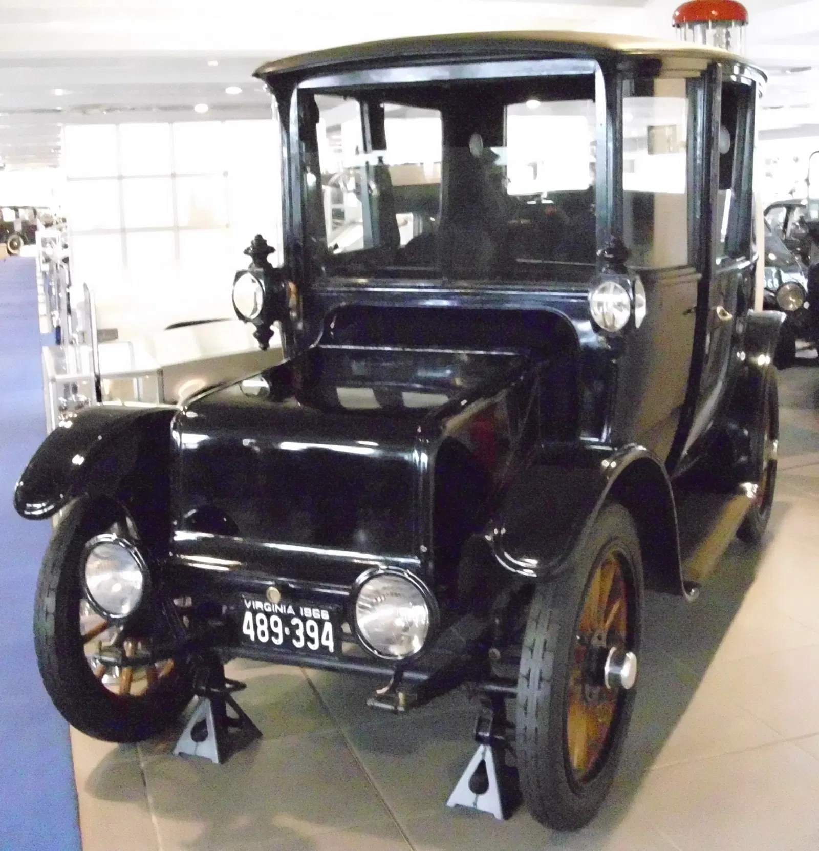 Museo Nicolis dell’Auto, della Tecnica e della Meccanica