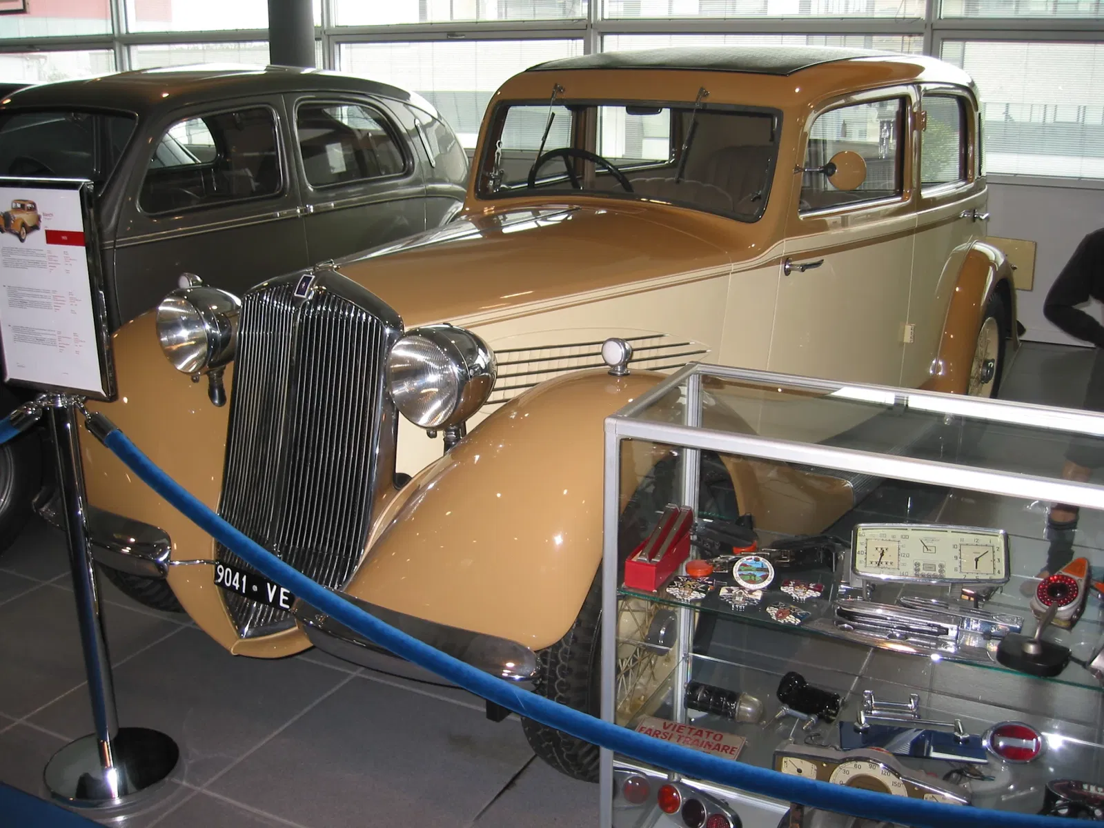 Museo Nicolis dell’Auto, della Tecnica e della Meccanica