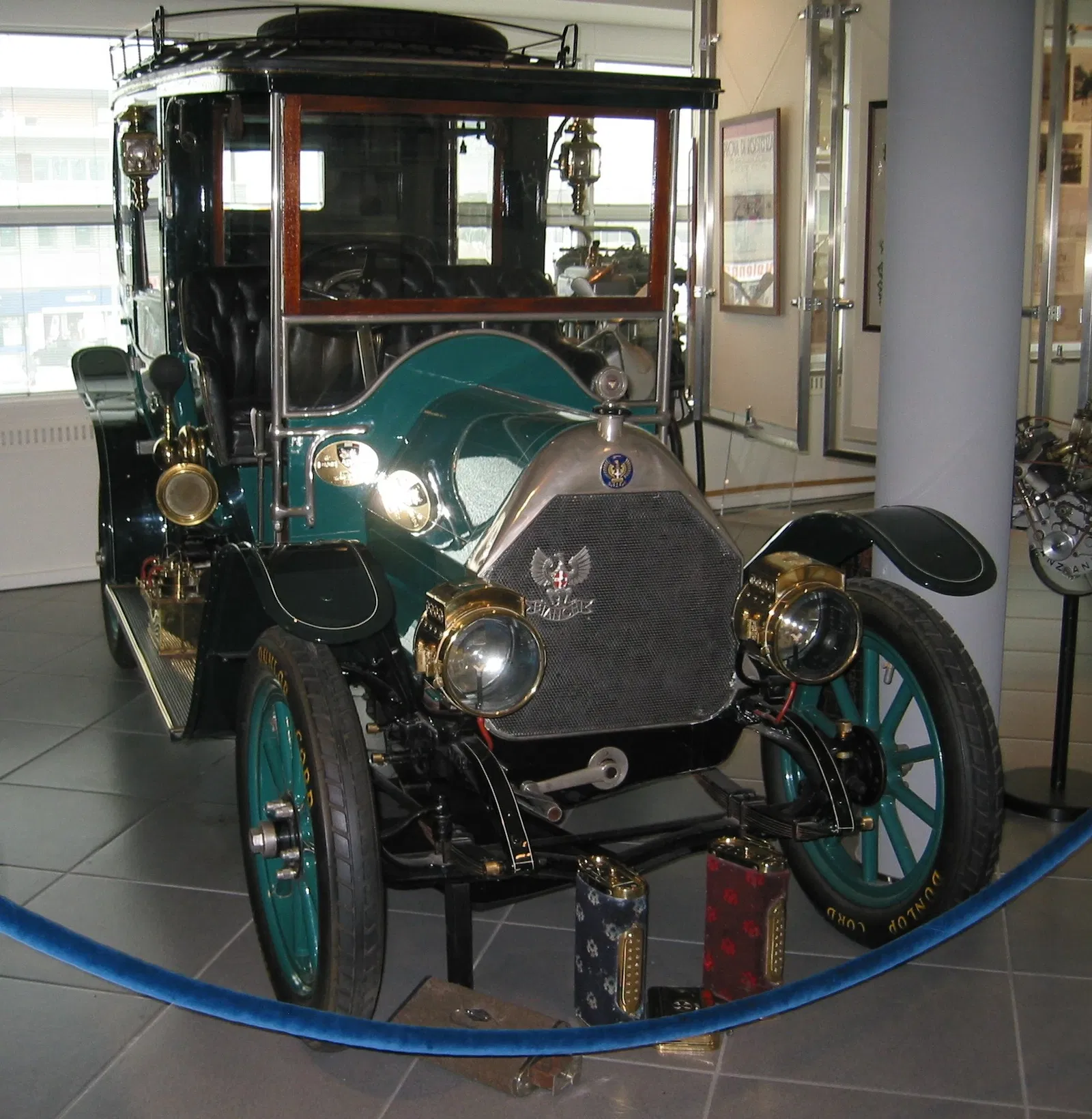Museo Nicolis dell’Auto, della Tecnica e della Meccanica