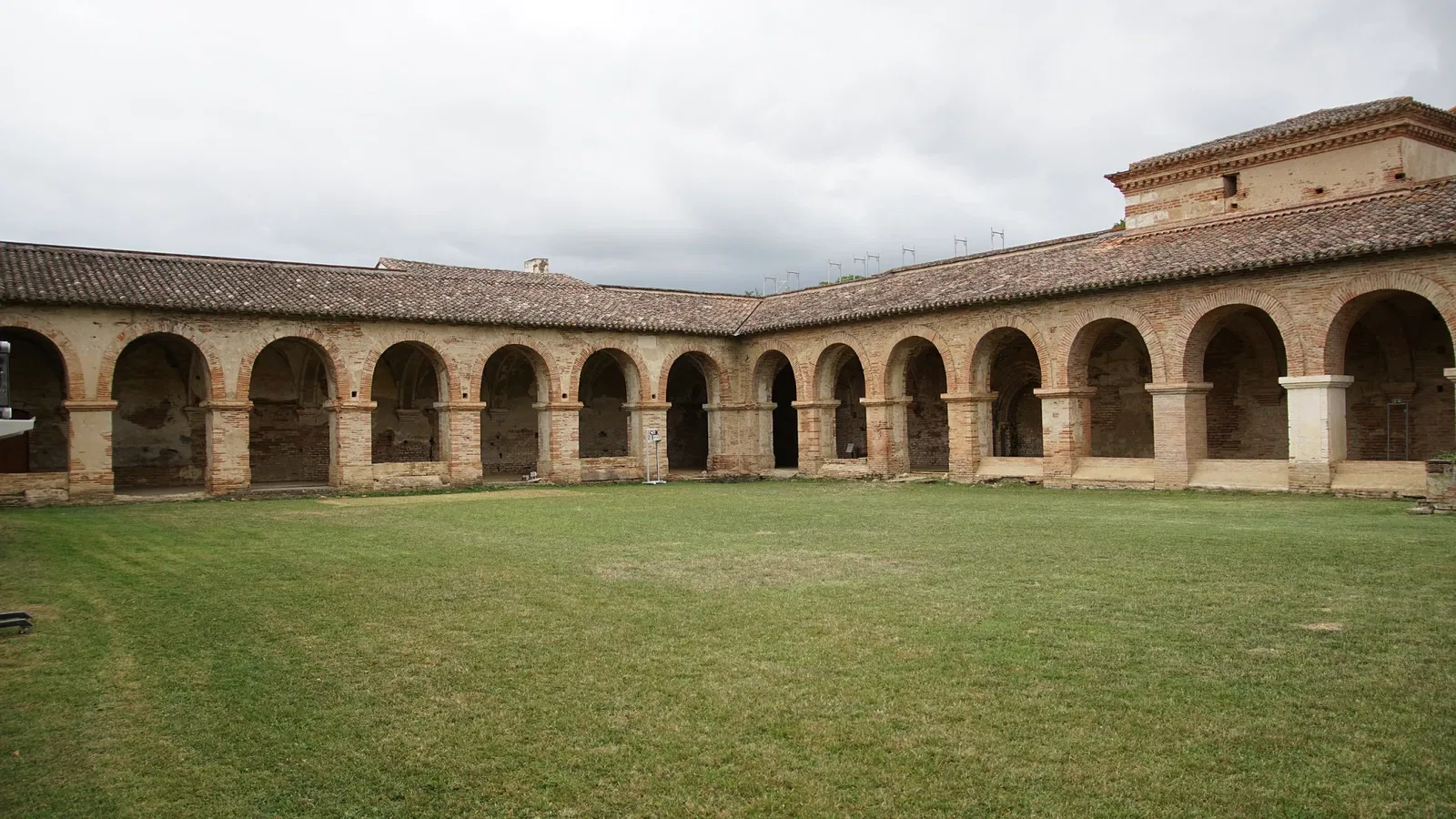 Belleperche Abbey