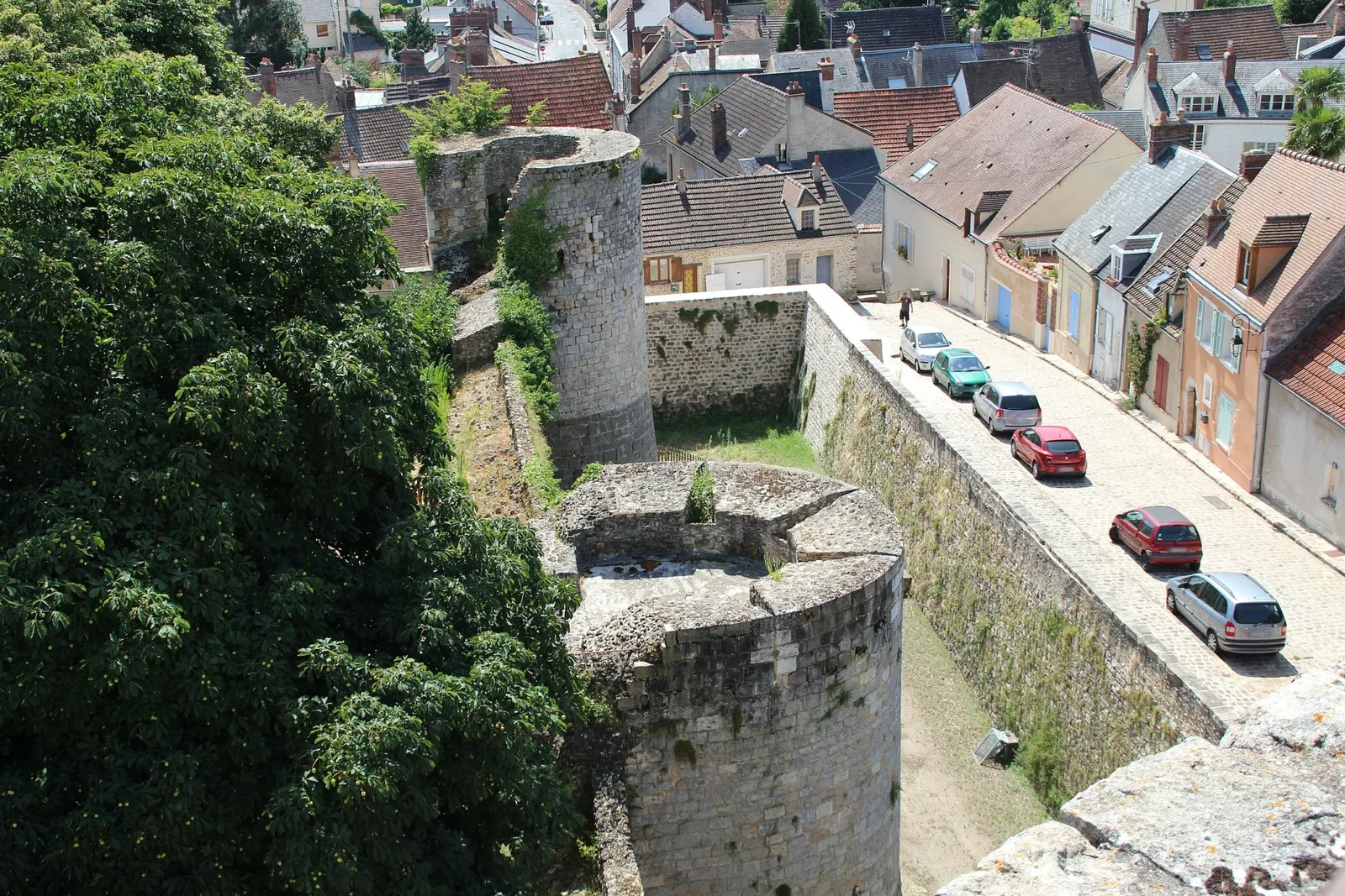Castle of Dourdan