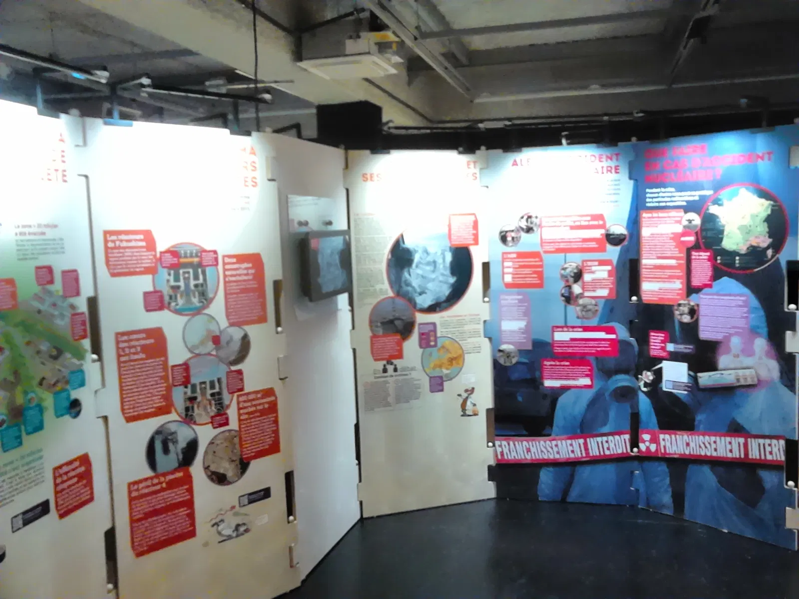 Palais de l'Univers et des Sciences