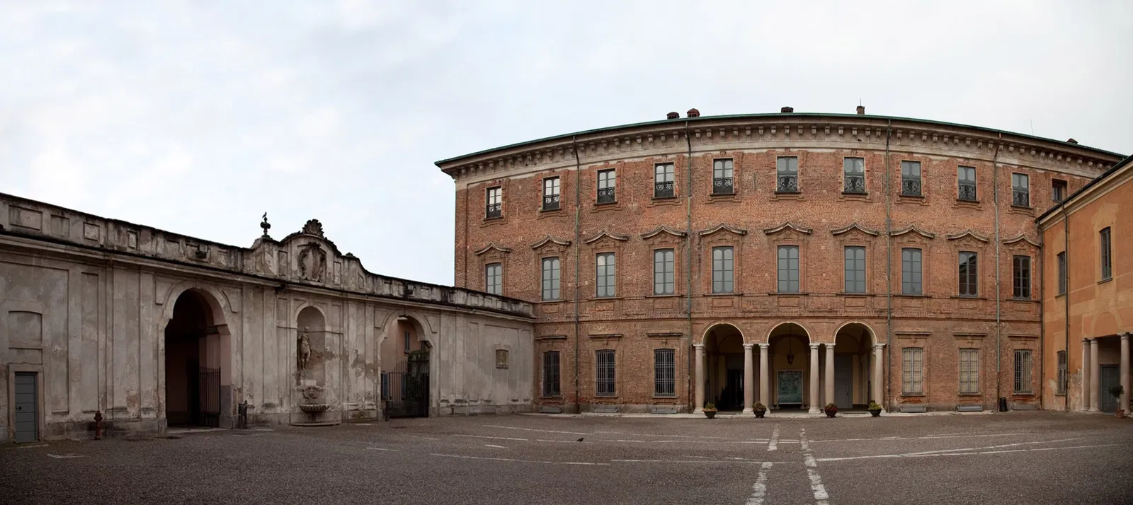 Villa Borromeo Visconti  Litta