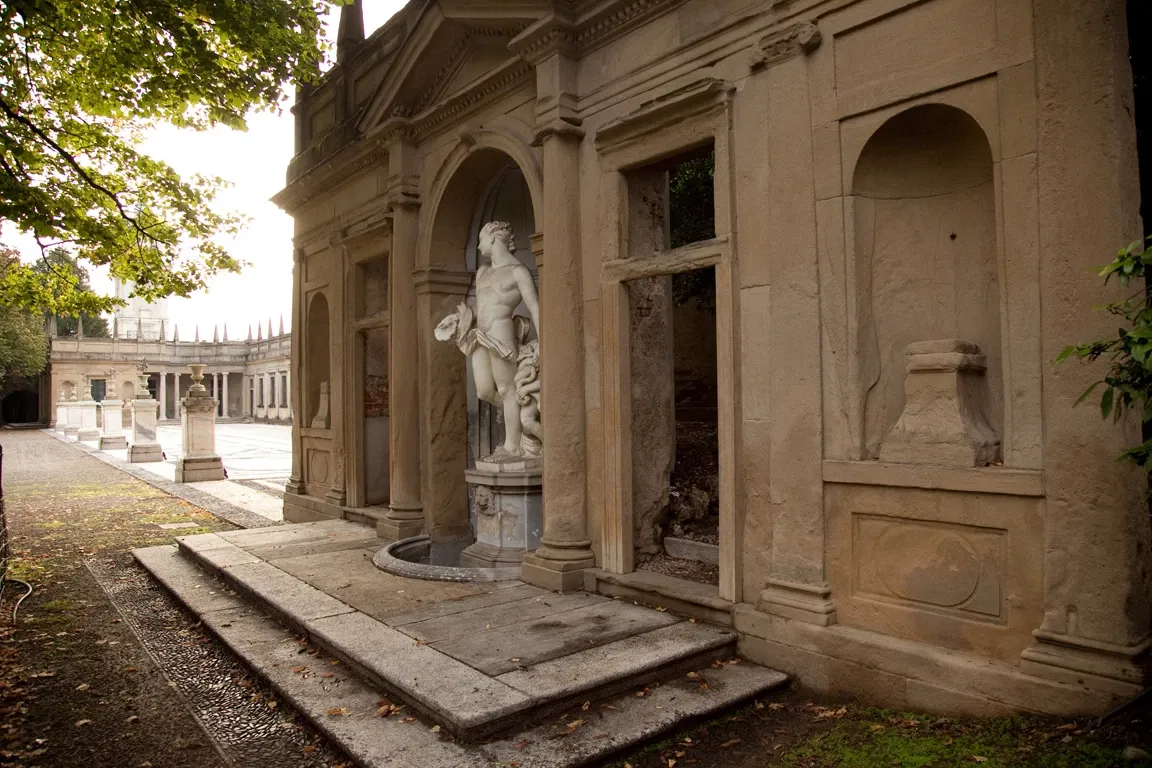 Villa Borromeo Visconti  Litta