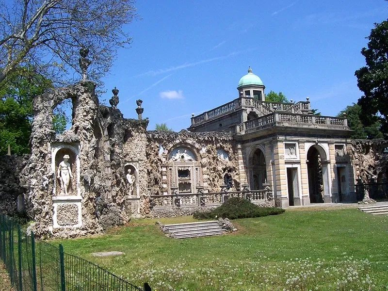 Villa Borromeo Visconti  Litta