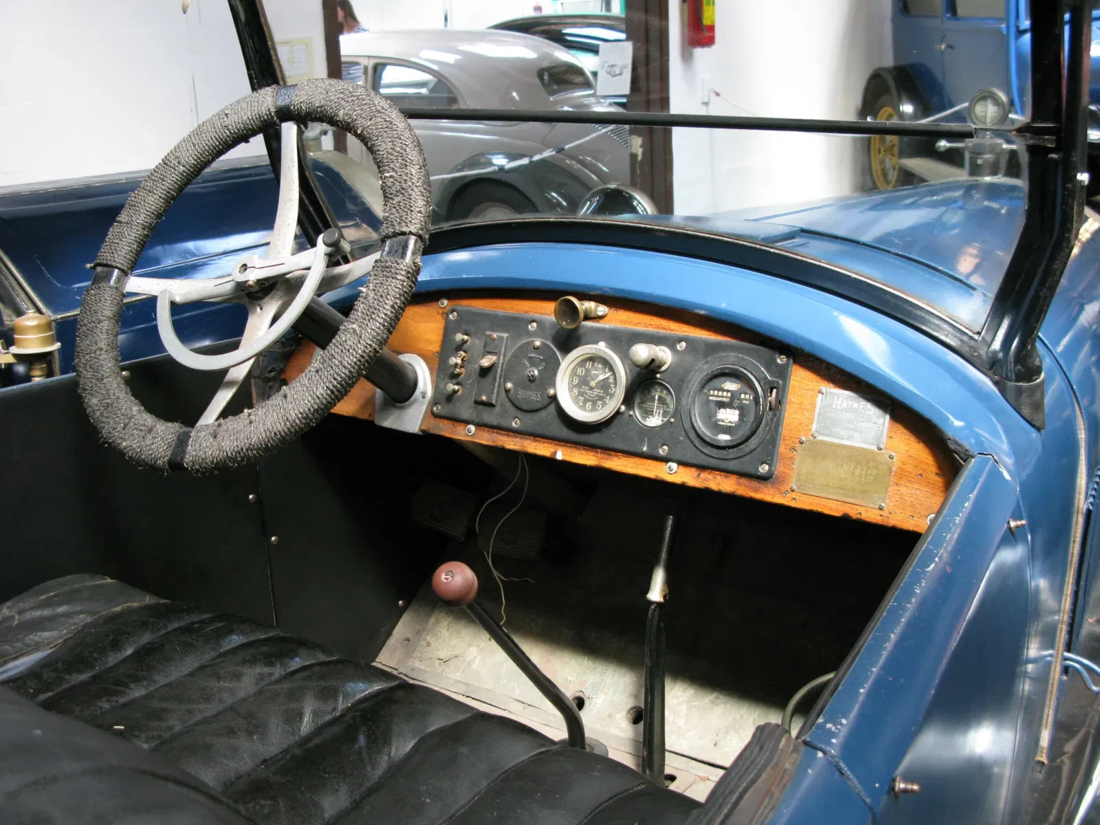 Svedinos Bil- och Flygmuseum