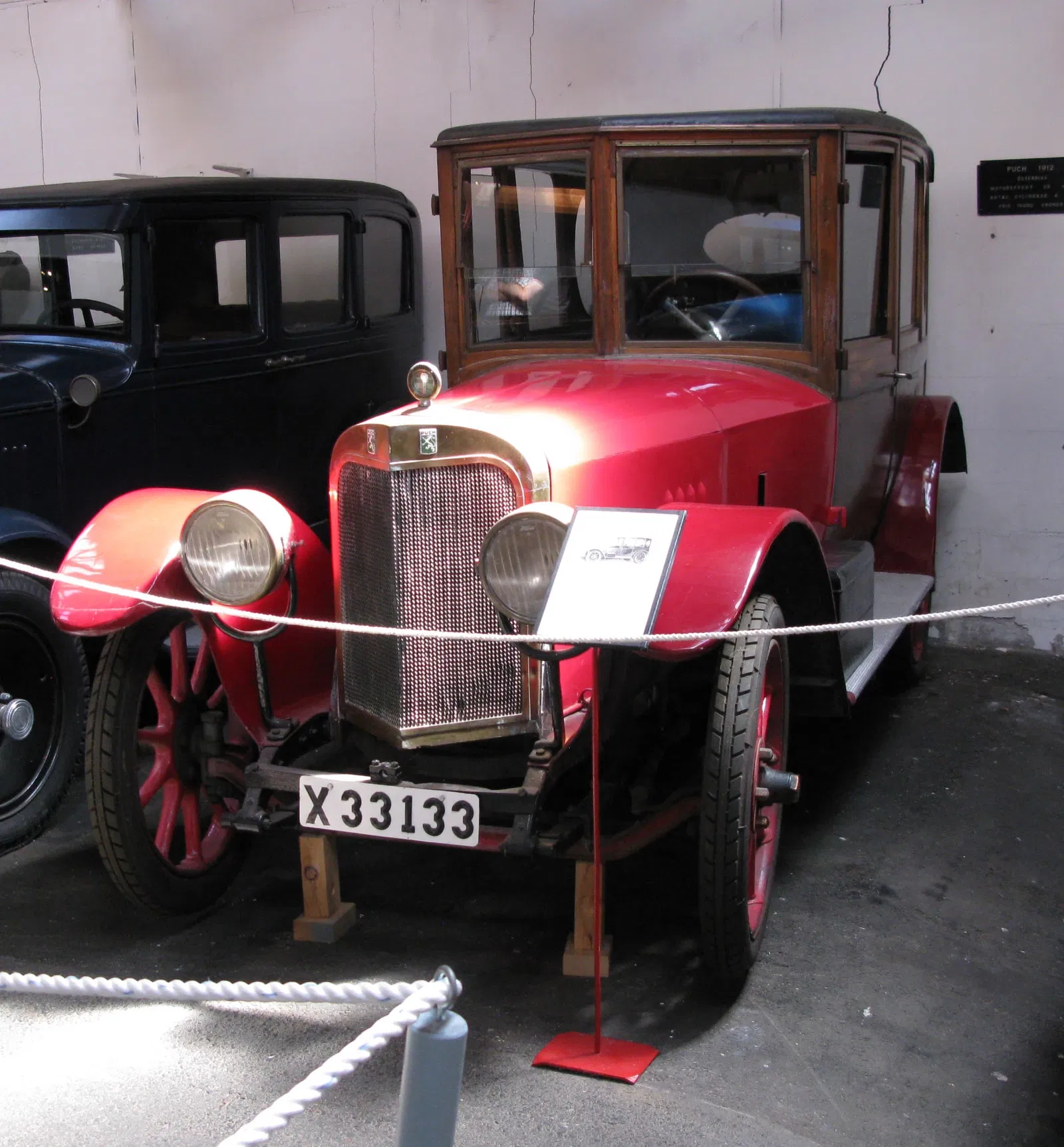 Svedinos Bil- och Flygmuseum