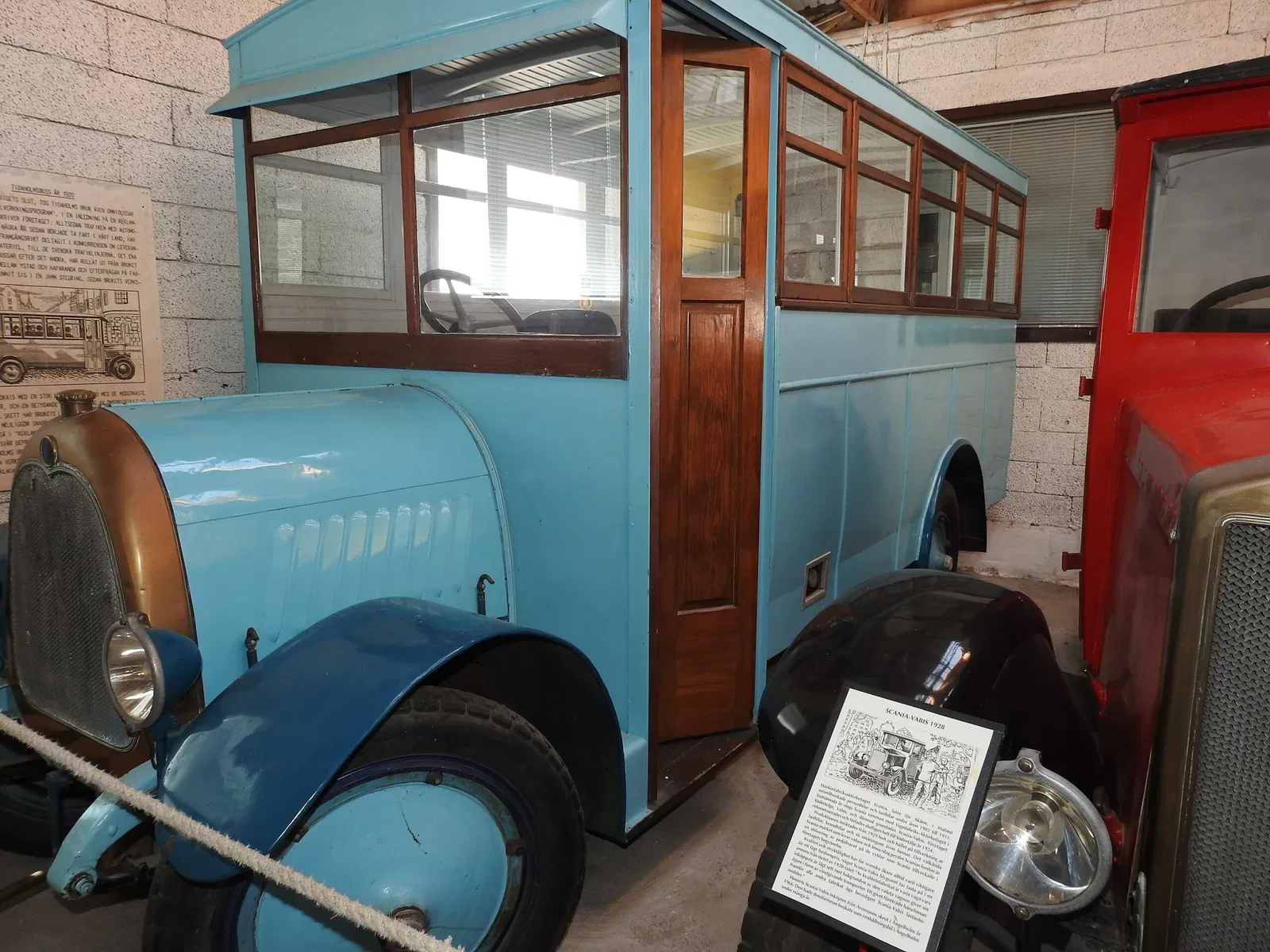 Svedinos Bil- och Flygmuseum