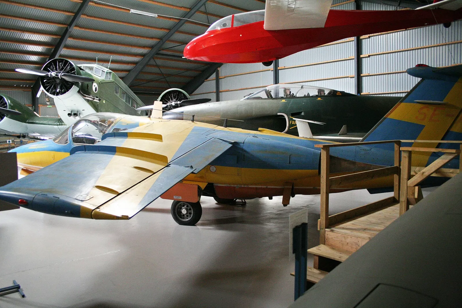 Svedinos Bil- och Flygmuseum