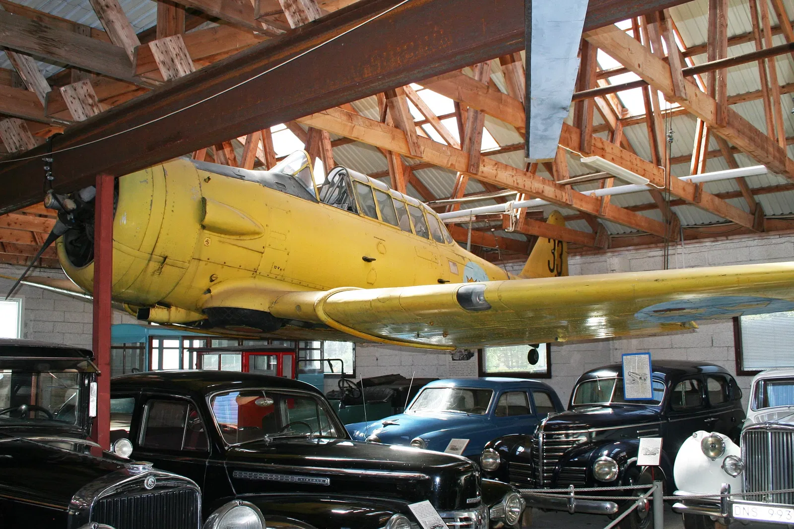 Svedinos Bil- och Flygmuseum