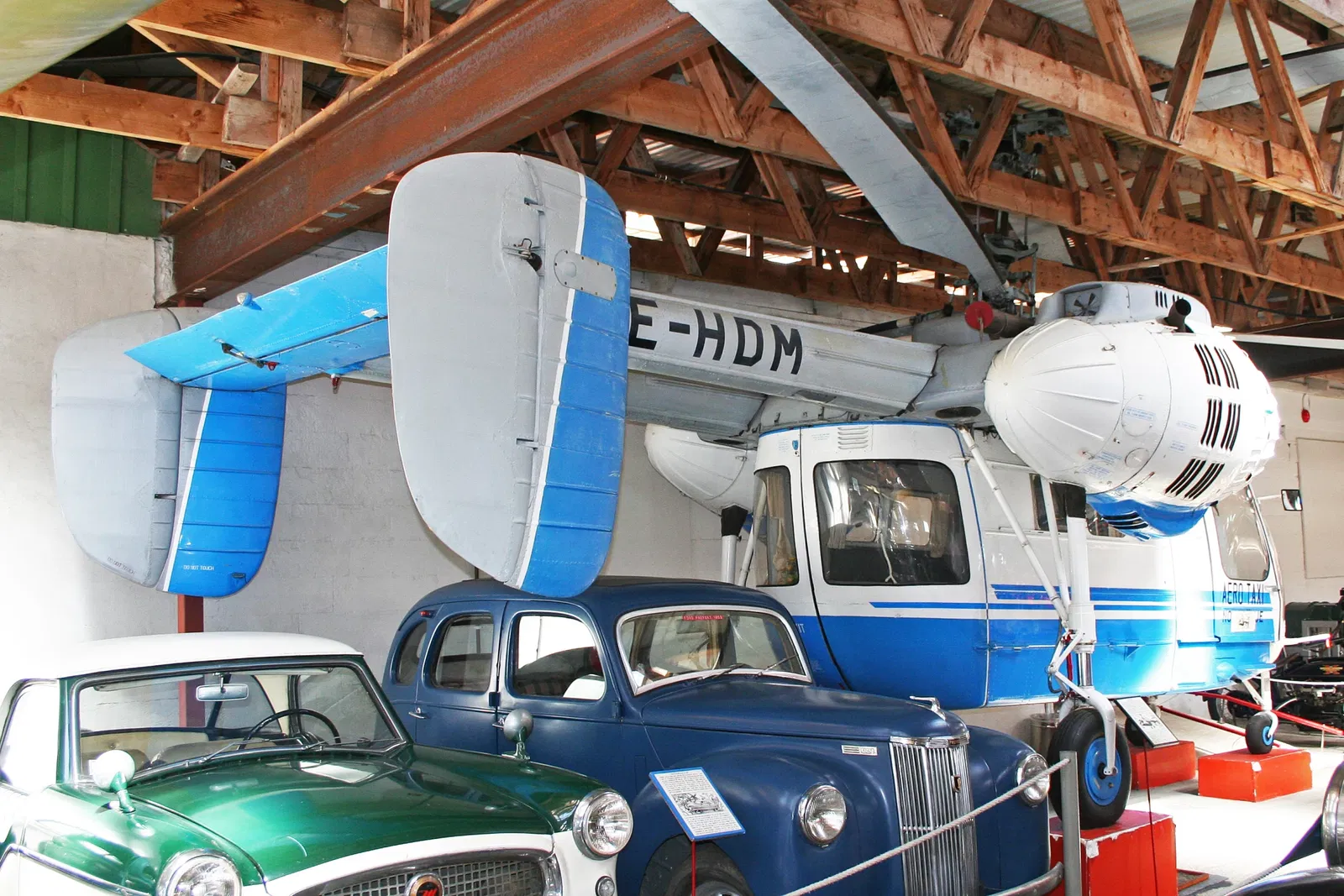 Svedinos Bil- och Flygmuseum