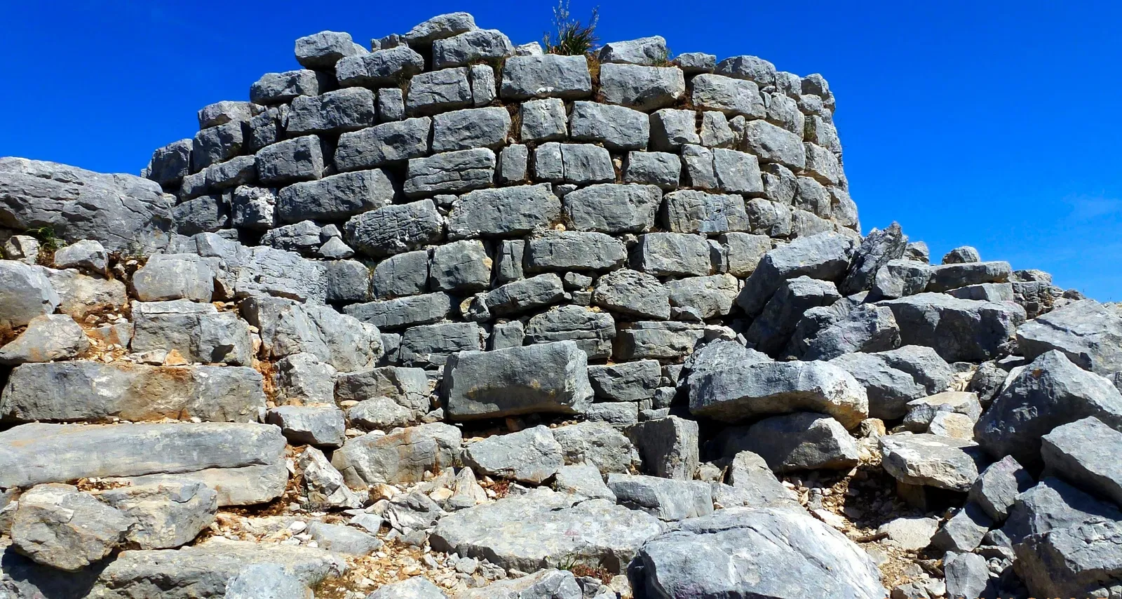 Nuraghe Seruci