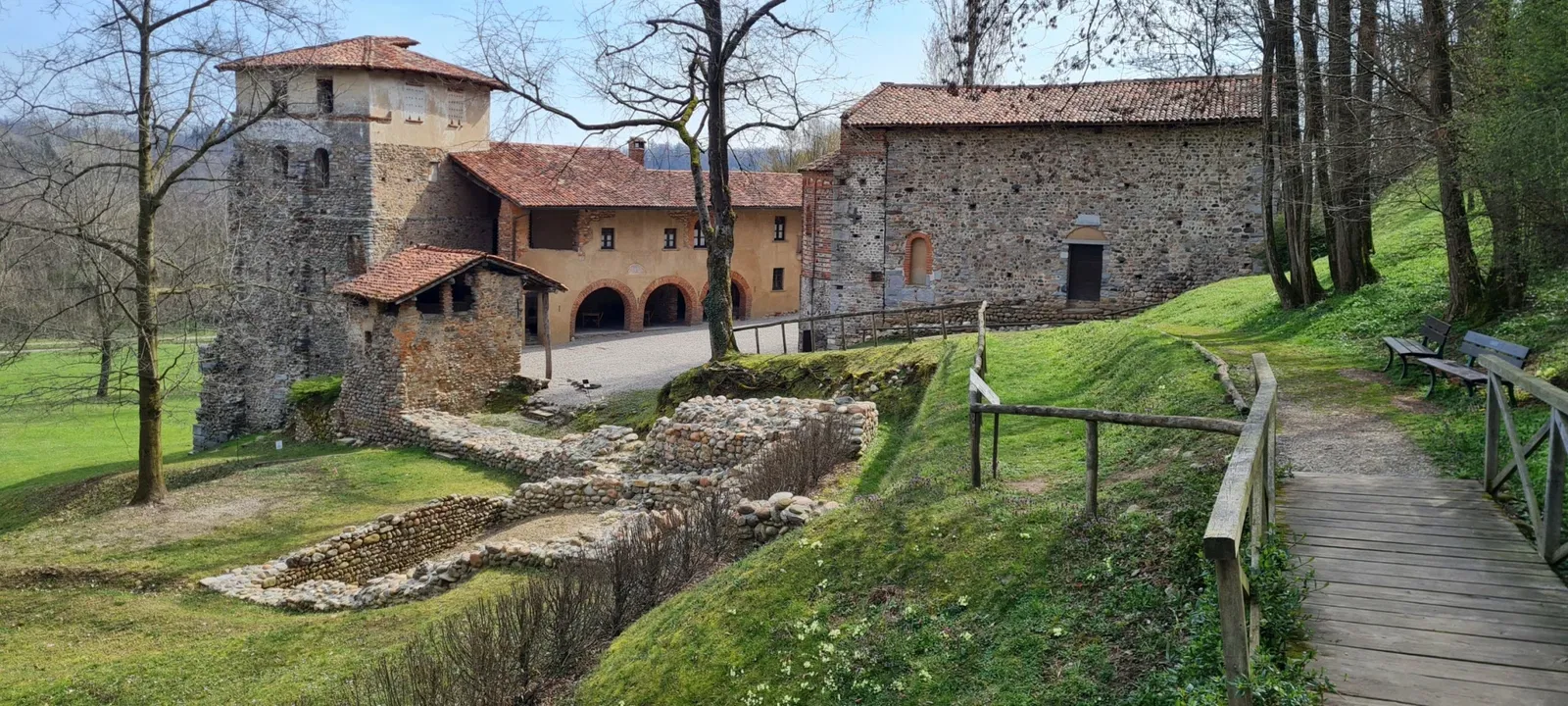 Monastero di Torba