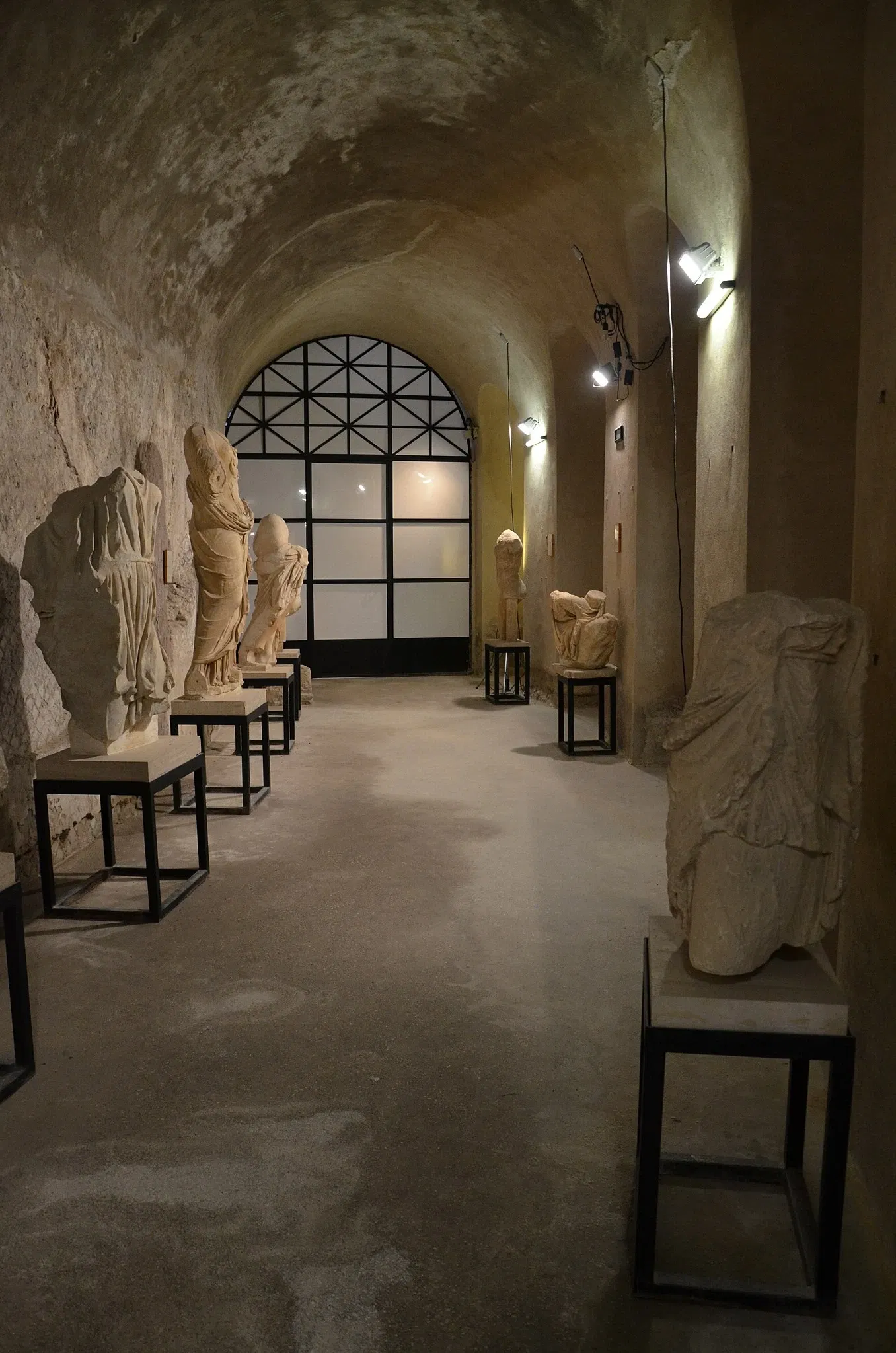 Archaeological area and Antiquarium of Minturnae