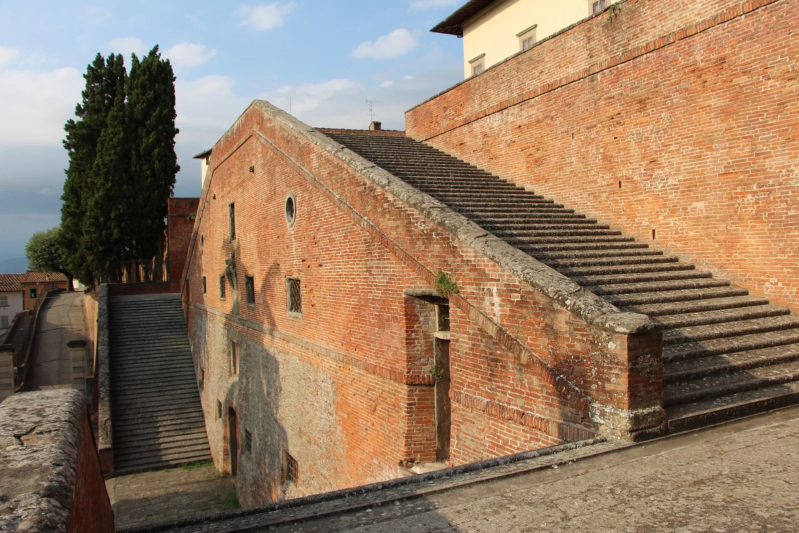 Villa Medicea di Cerreto Guidi e Museo Storico della Caccia e del Territorio