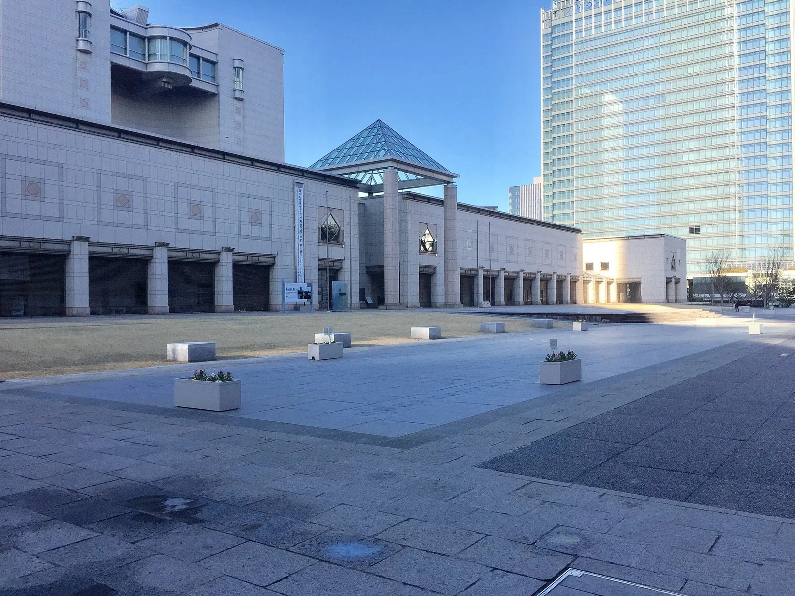 Yokohama Museum of Art
