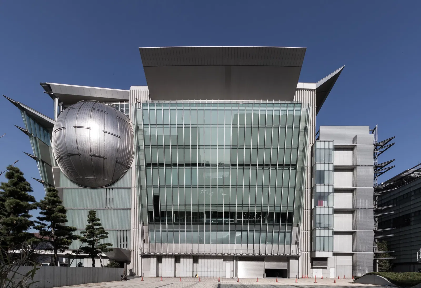 Miraikan-The National Museum of Emerging Science and Innovation