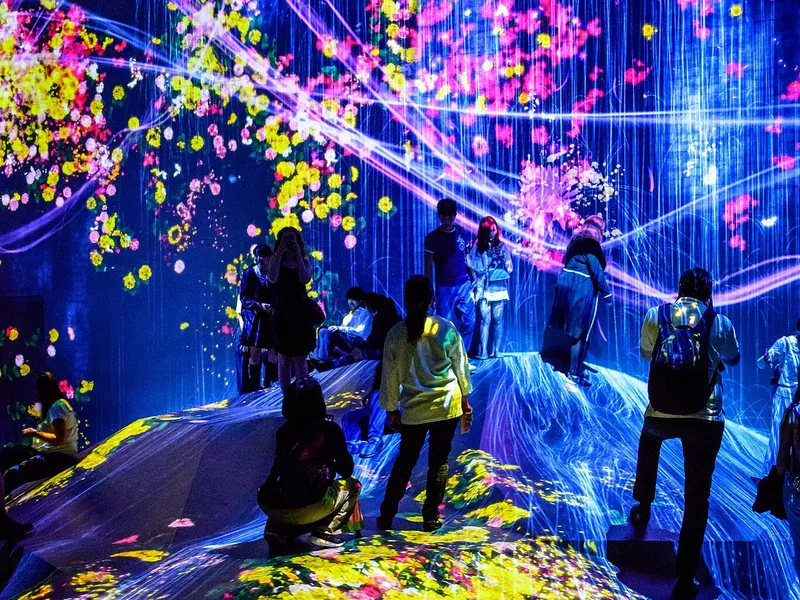 Teamlab Train Table teamLab Borderless (Tokyo) - Visitor Information & Reviews