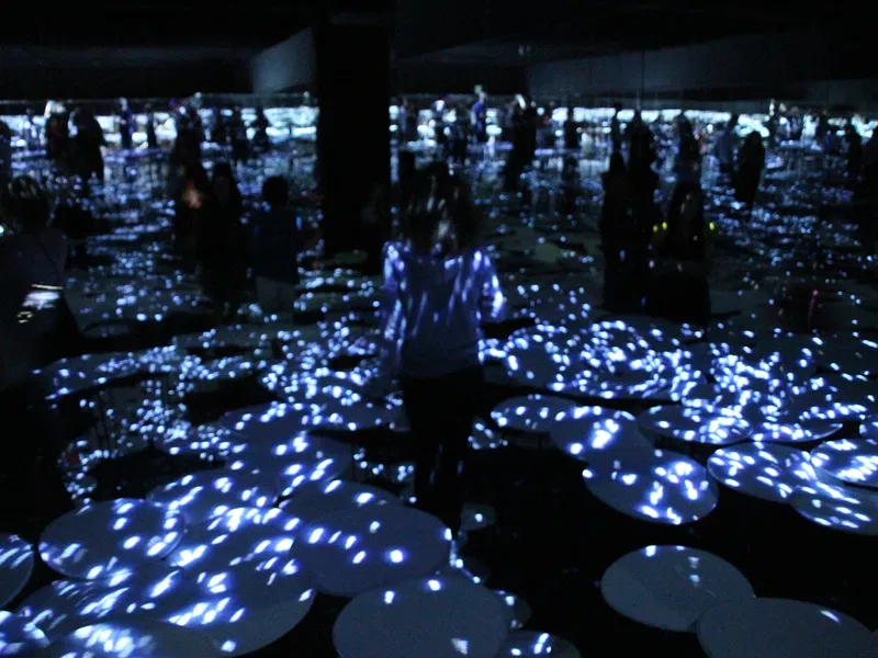 Teamlab Train Table teamLab Borderless (Tokyo) - Visitor Information & Reviews