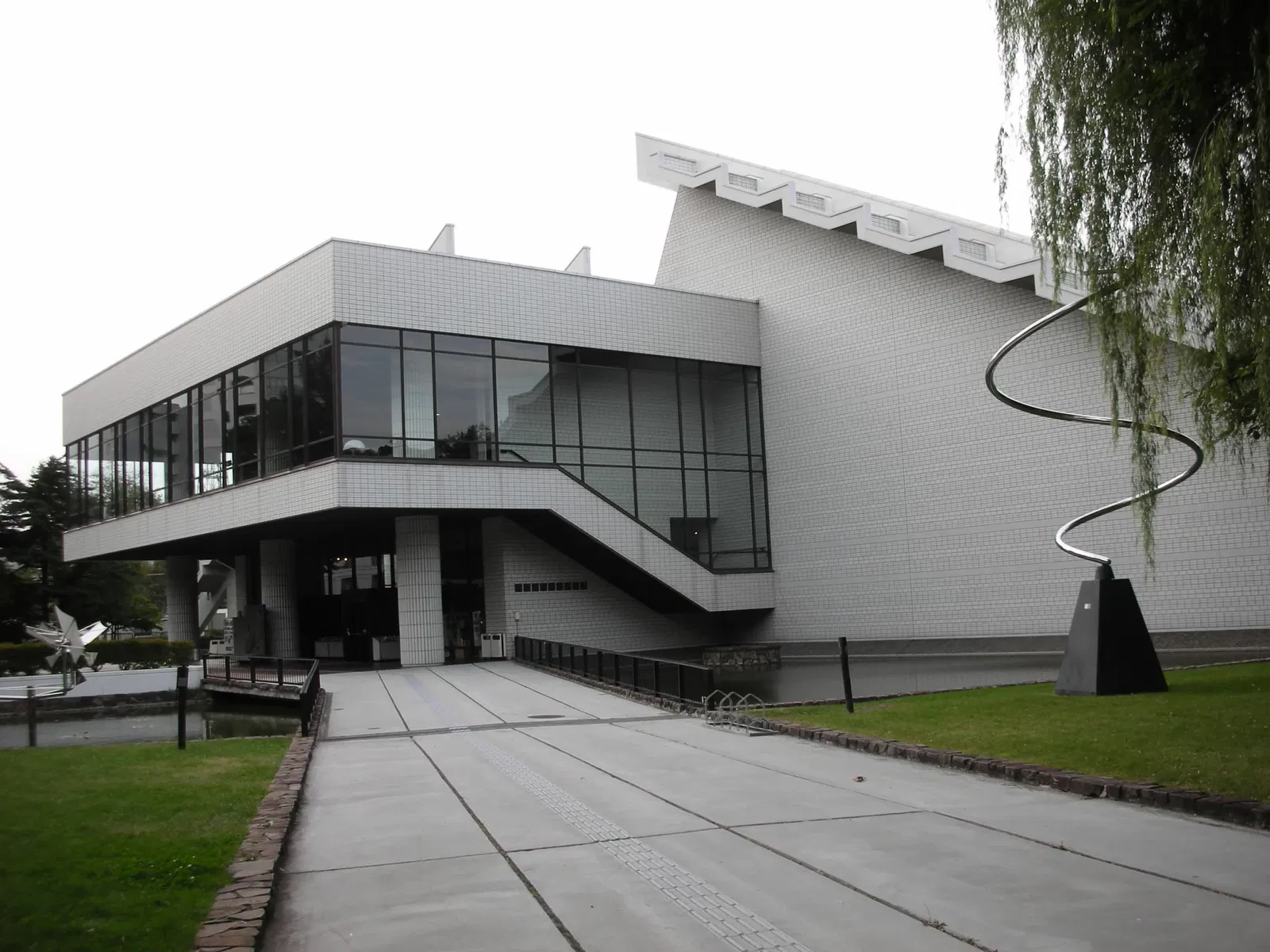 Hokkaido Museum of Modern Art