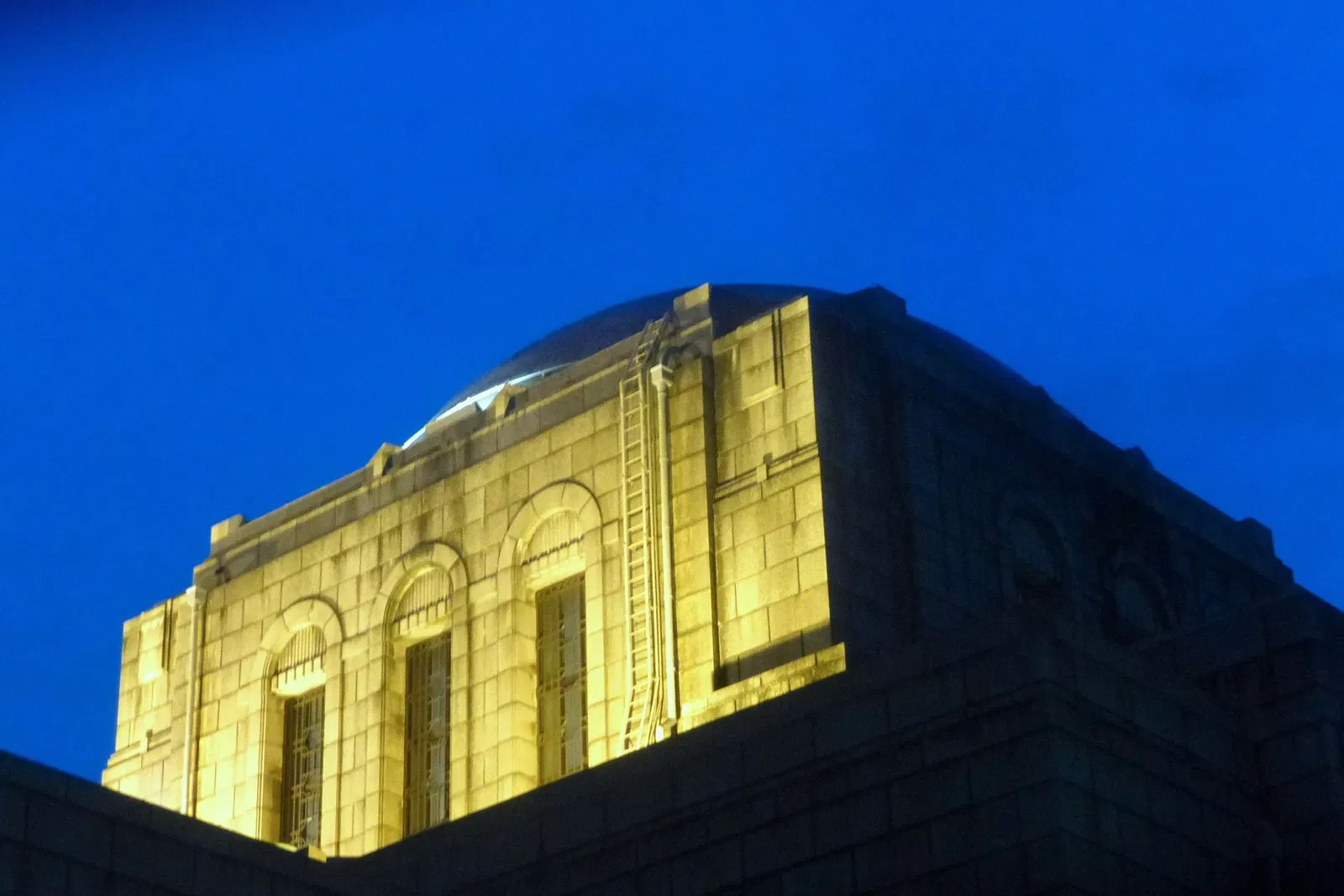 Meiji Memorial Picture Gallery