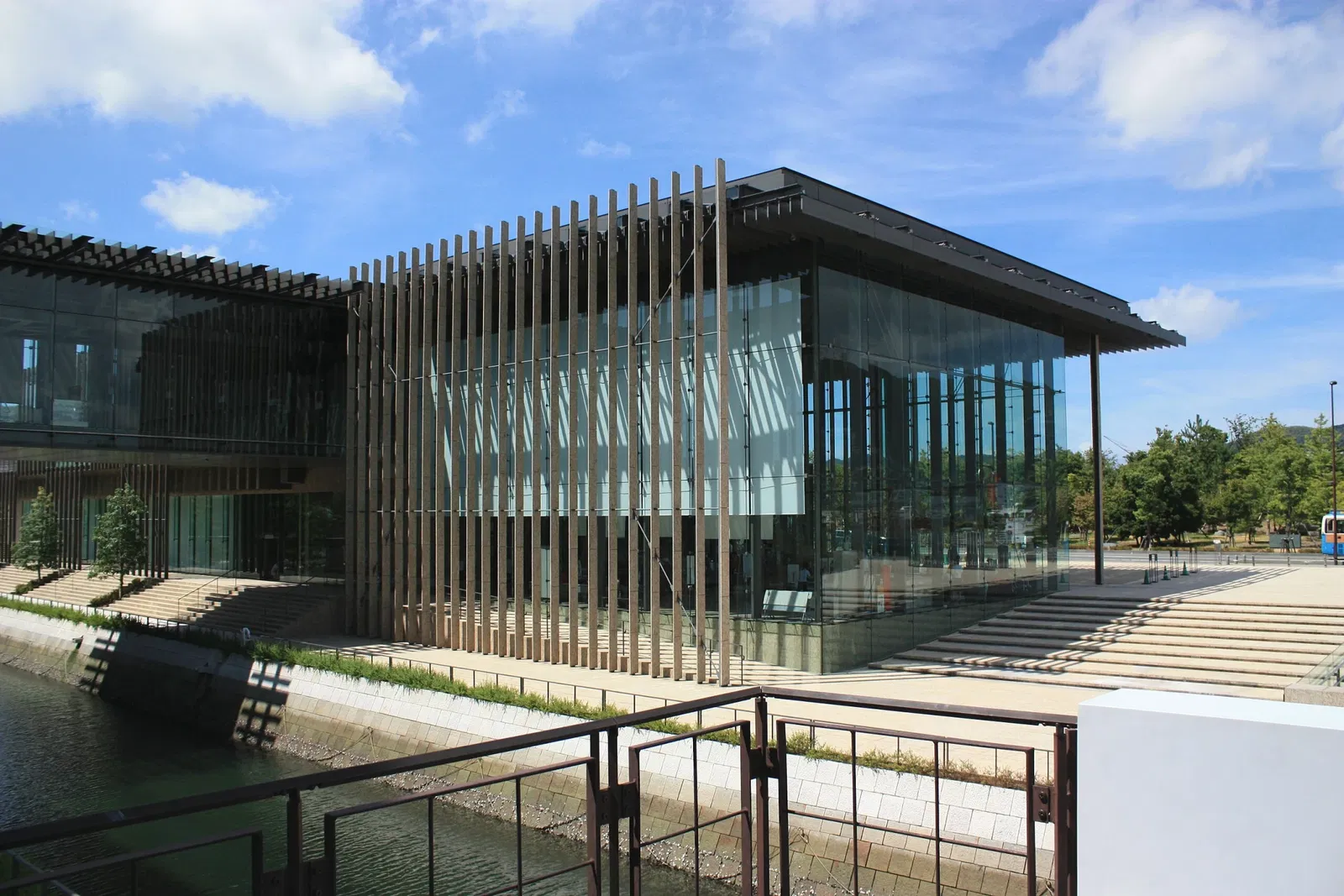 Nagasaki Prefectural Art Museum