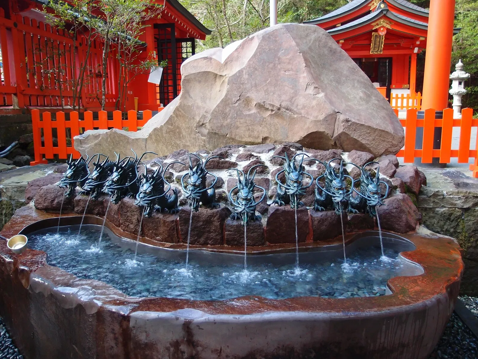 Hakone Shrine