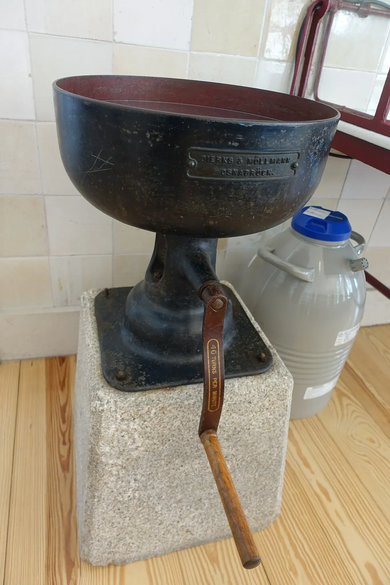 Museu de História Natural e da Ciência da Universidade