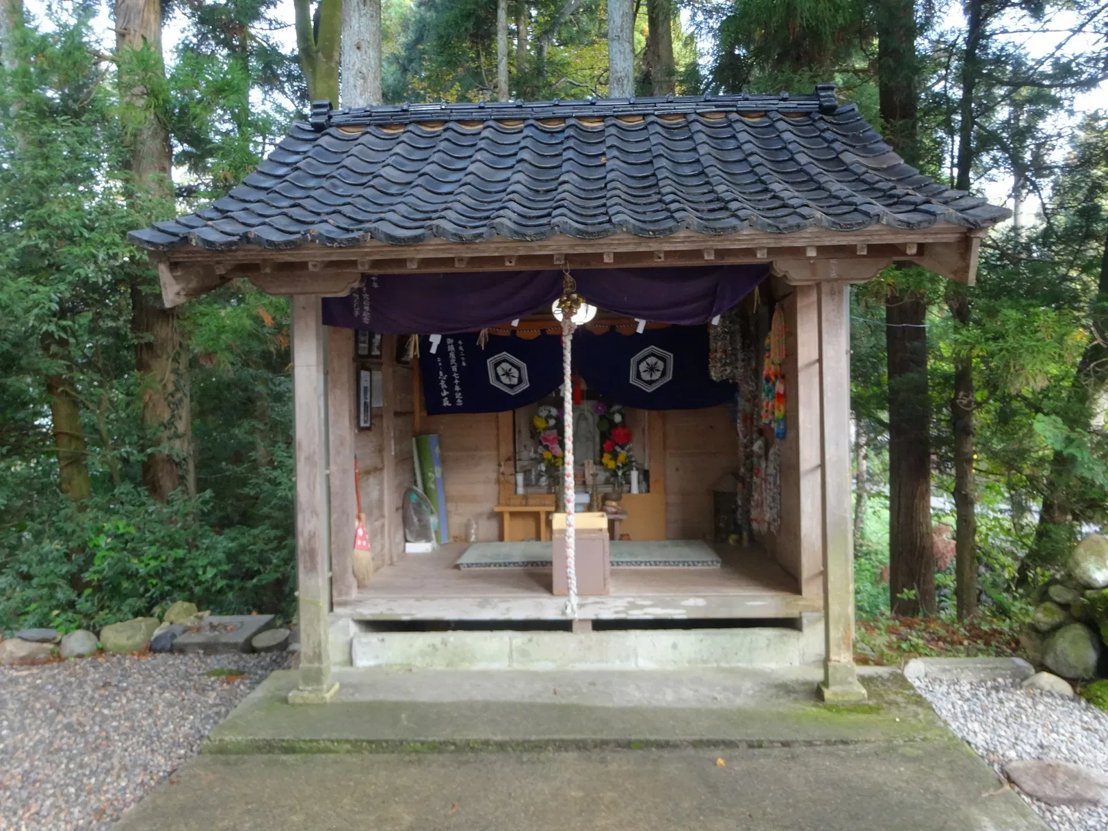 Shirayama Hime Jinja Shrine
