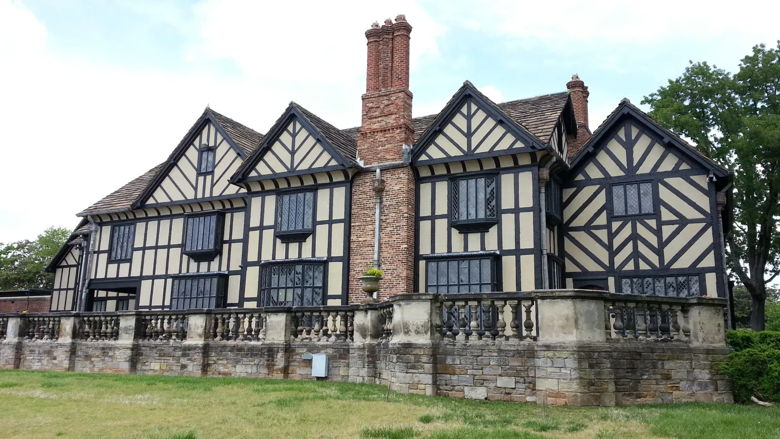 Agecroft Hall