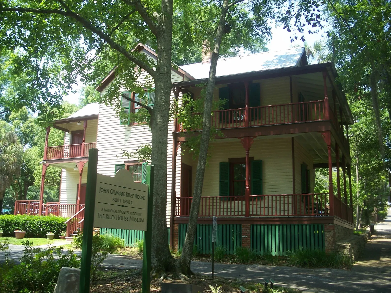 John G. Riley House & Museum