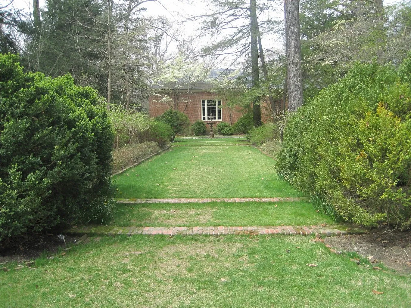 Dixon Gallery & Gardens